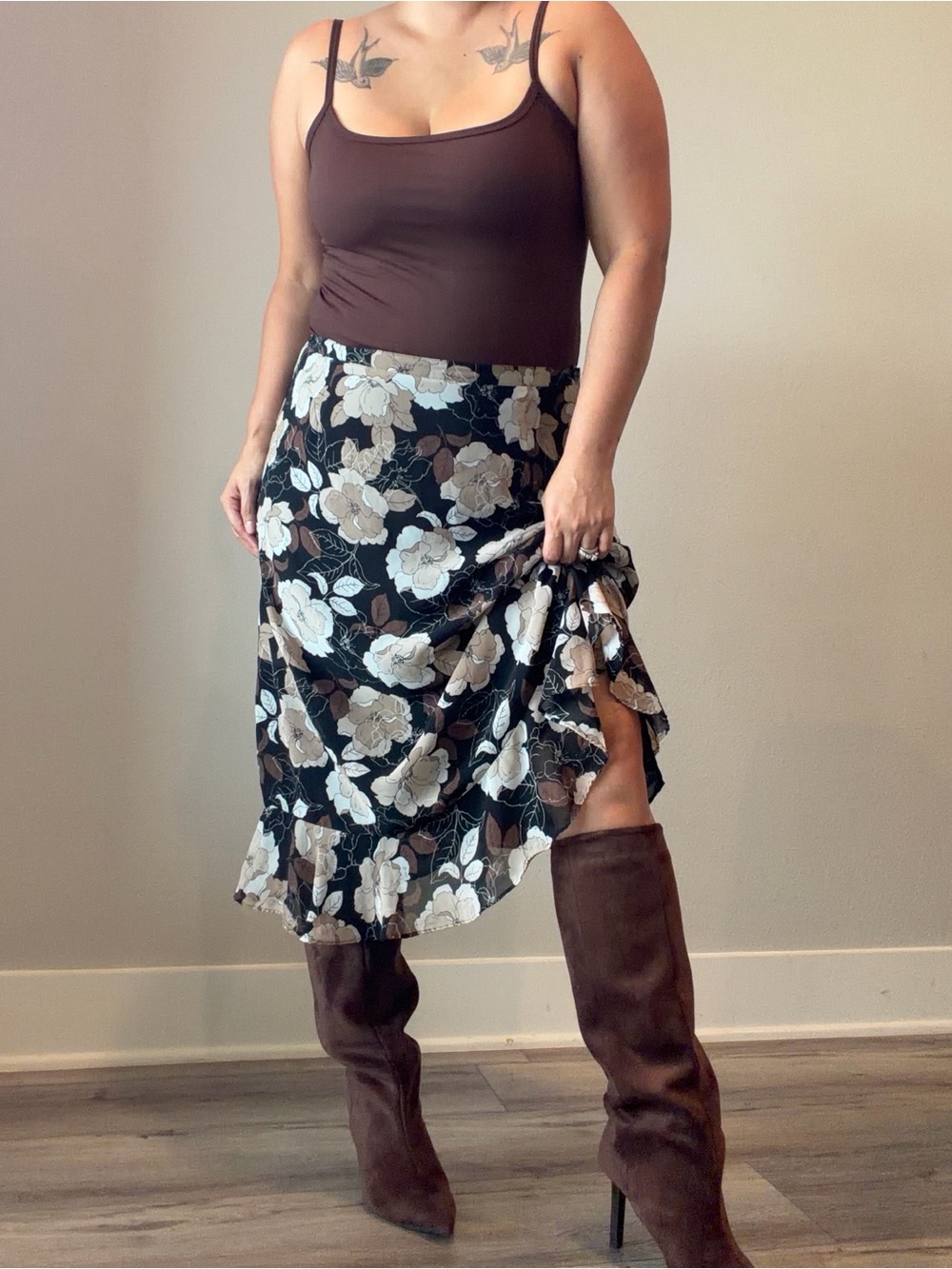 Vintage Croft & Barrow Floral Midi Skirt in Black and Cream